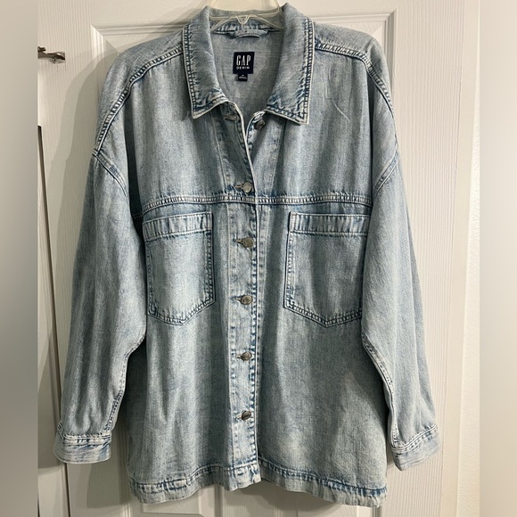 GAP Jackets & Blazers - NWOT. Gap denim shirt jacket.